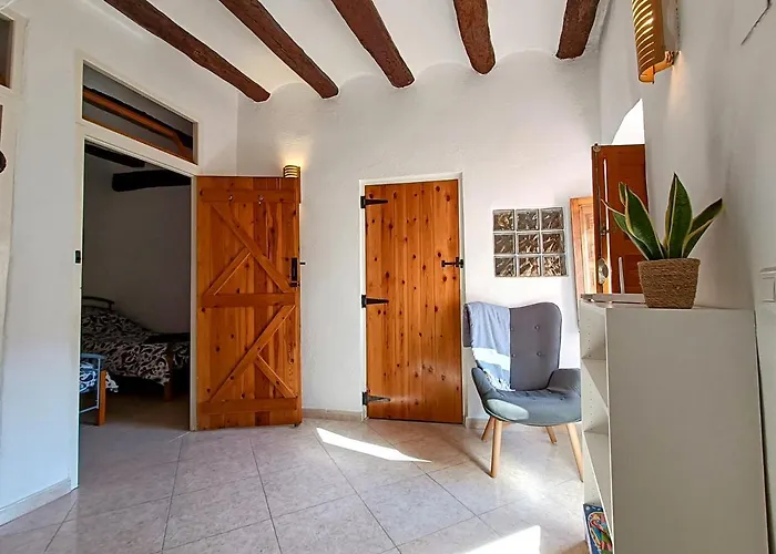 Casa En La Valleta Dom wakacyjny Ginestar
