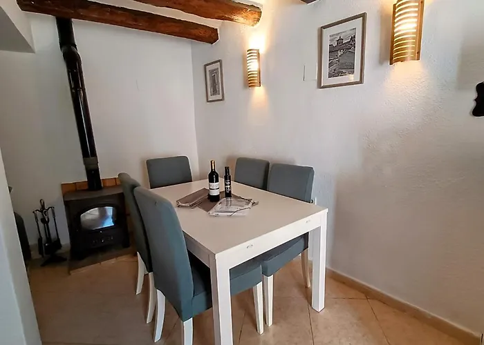 Casa En La Valleta Dom wakacyjny Ginestar
